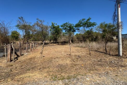 - El Salvador Realty