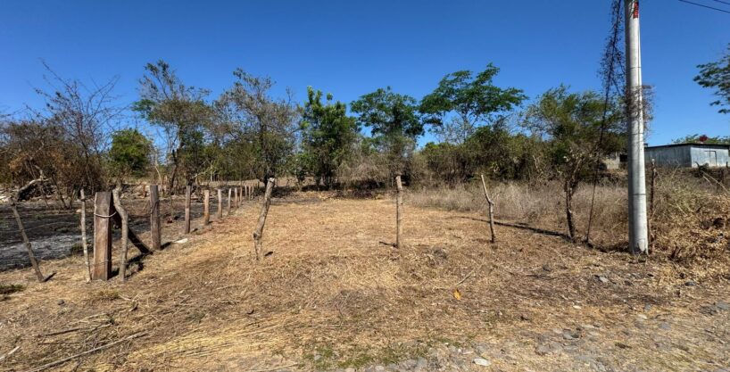 - El Salvador Realty