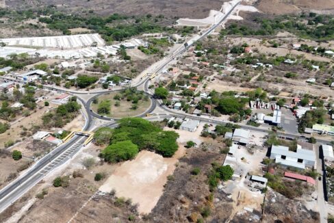 - El Salvador Realty