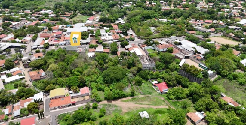 - El Salvador Realty