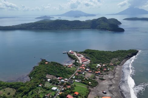 - El Salvador Realty
