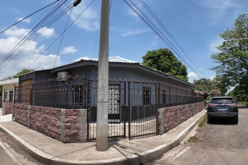 - El Salvador Realty