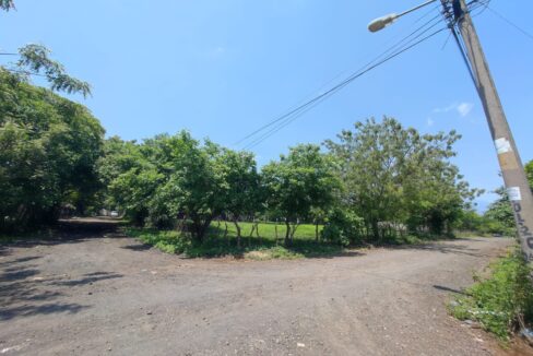 - El Salvador Realty