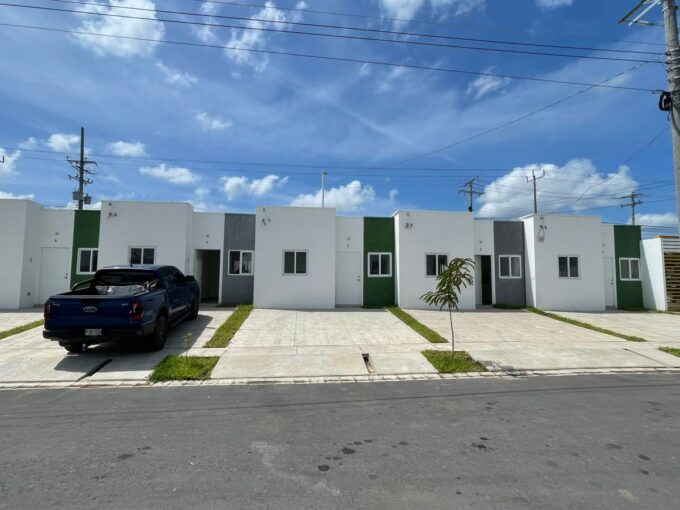 - El Salvador Realty