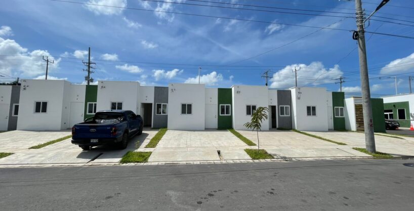 - El Salvador Realty