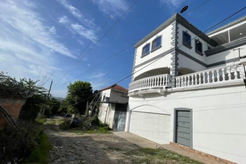 - El Salvador Realty