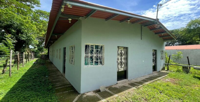 - El Salvador Realty