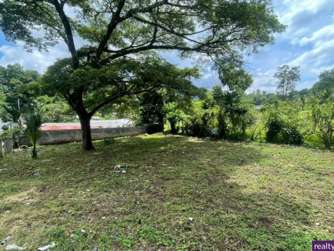 - El Salvador Realty