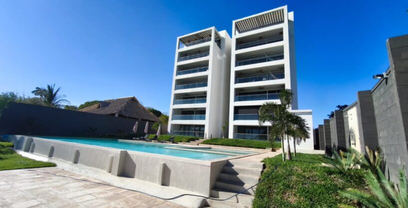 - El Salvador Realty