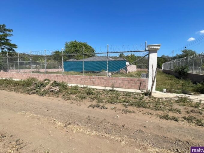 - El Salvador Realty