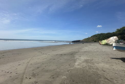 - El Salvador Realty