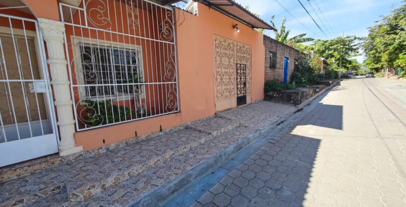 - El Salvador Realty