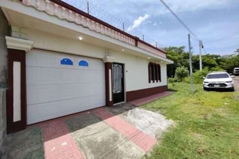 - El Salvador Realty