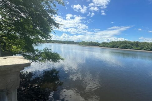 - El Salvador Realty