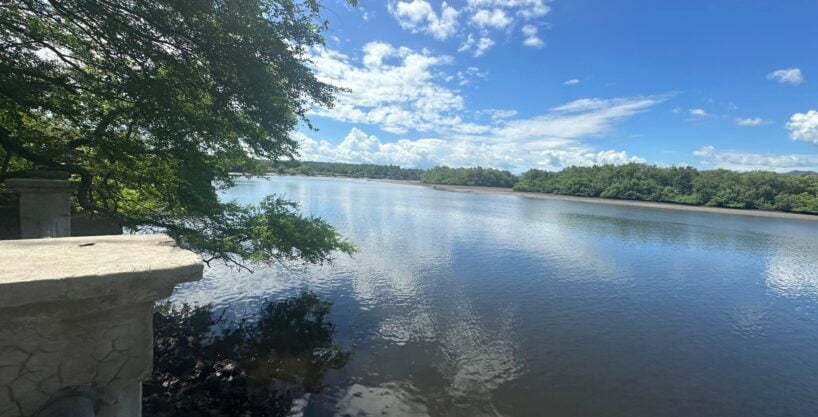 - El Salvador Realty