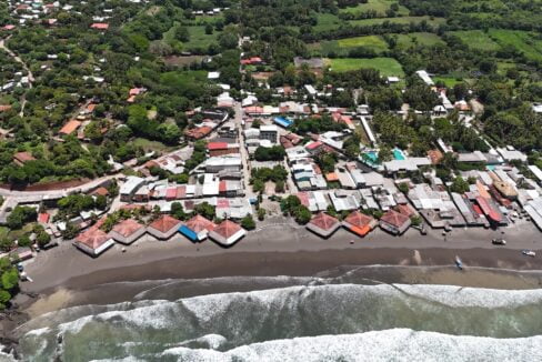- El Salvador Realty