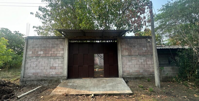 - El Salvador Realty
