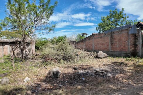 - El Salvador Realty