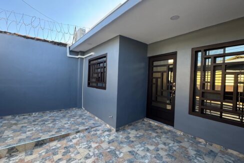 - El Salvador Realty