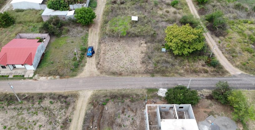 - El Salvador Realty