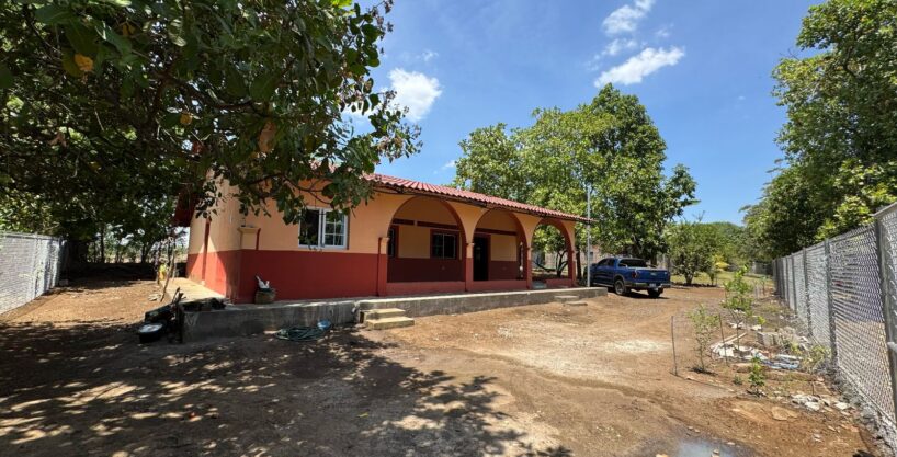 - El Salvador Realty